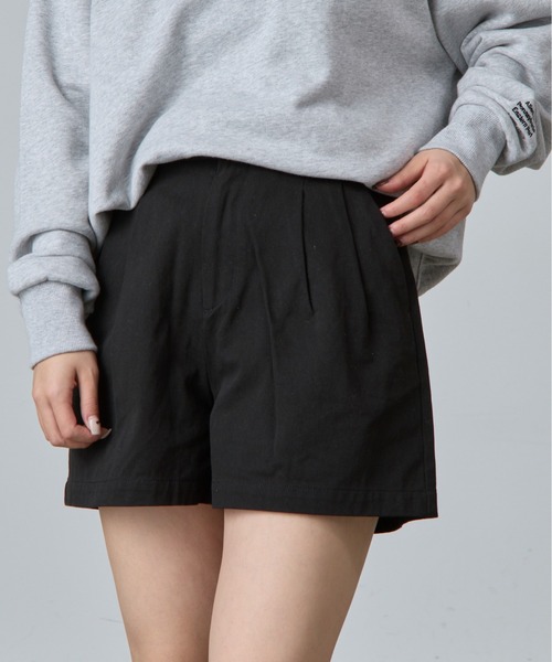 COLONY 2139（コロニートゥーワンスリーナイン）の「2タックコットンツイルショートパンツ（その他パンツ・レディース・アイボリー/ブラック・MEDIUM/SMALL）」の11枚目の写真