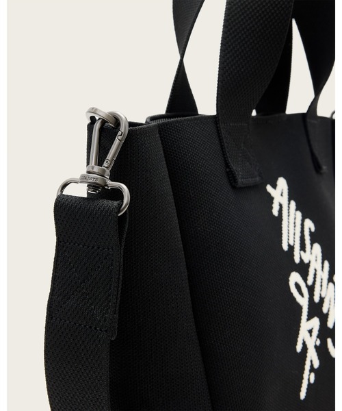 ALLSAINTS（オールセインツ）の「IZZY MINI SPRAY TOTE（トートバッグ・レディース・ブラック・ONE SIZE）」の6枚目の写真