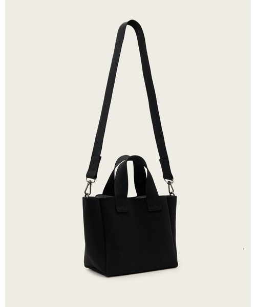 ALLSAINTS（オールセインツ）の「IZZY MINI SPRAY TOTE（トートバッグ・レディース・ブラック・ONE SIZE）」の8枚目の写真