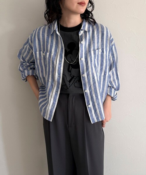 fredy emue（フレディエミュ）の「LINEN100クロップドシャツ（シャツ/ブラウス・レディース・オフホワイト/ブルー系その他/ベビーピンク/イエロー系その他/ネイビー・38）」の3枚目の写真