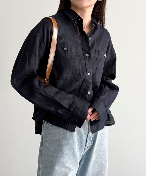 fredy emue（フレディエミュ）の「LINEN100クロップドシャツ（シャツ/ブラウス・レディース・オフホワイト/ブルー系その他/ベビーピンク/イエロー系その他/ネイビー・38）」の2枚目の写真