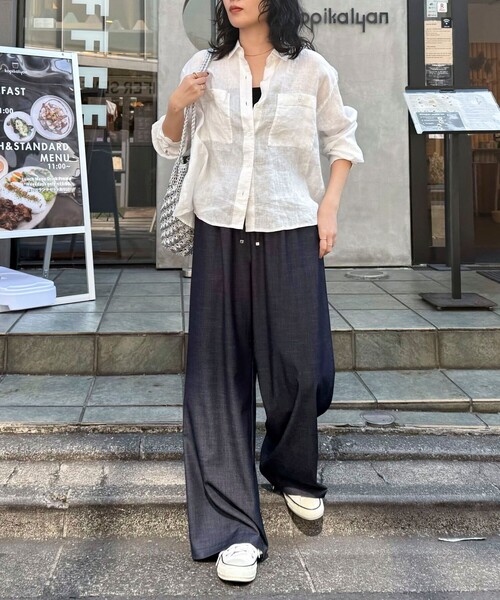 fredy emue（フレディエミュ）の「LINEN100クロップドシャツ（シャツ/ブラウス・レディース・オフホワイト/ブルー系その他/ベビーピンク/イエロー系その他/ネイビー・38）」の20枚目の写真