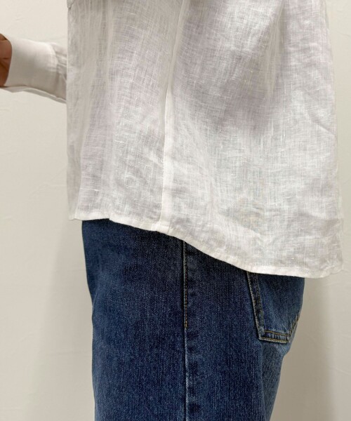 fredy emue（フレディエミュ）の「LINEN100クロップドシャツ（シャツ/ブラウス・レディース・オフホワイト/ブルー系その他/ベビーピンク/イエロー系その他/ネイビー・38）」の7枚目の写真