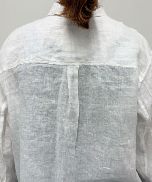 fredy emue（フレディエミュ）の「LINEN100クロップドシャツ（シャツ/ブラウス・レディース・オフホワイト/ブルー系その他/ベビーピンク/イエロー系その他/ネイビー・38）」の12枚目の写真