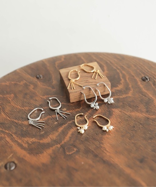 rapiecage（ラピエサージュ）の「フリンジフックイヤリング（イヤリング・レディース・ゴールド/シルバー・FREE）」の3枚目の写真