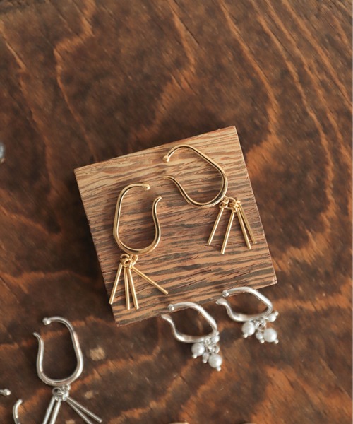 rapiecage（ラピエサージュ）の「フリンジフックイヤリング（イヤリング・レディース・ゴールド/シルバー・FREE）」の5枚目の写真