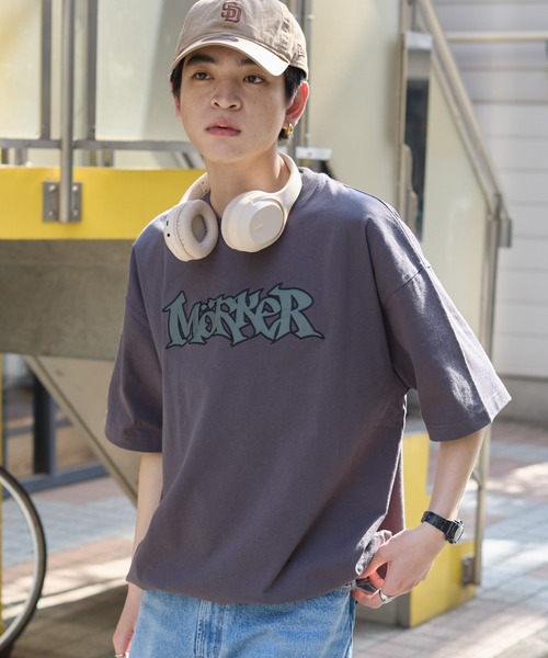 WEGO(ウィゴー)の「WEGO/ワッペンロゴドロストBIG T(Tシャツ/カットソー・メンズ・ホワイト/ブラック/スミクロ/グレー系その他/ブラック系その他・LARGE/MEDIUM)」の22枚目の写真