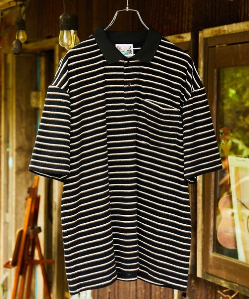 FREAK'S STORE（フリークスストア）の「FREAK’S STORE/フリークスストア 【Beach & Festival】マルチボーダー パイル ポロシャツ ショートスリーブ（ポロシャツ・メンズ・ブラック/グレイッシュベージュ/サックスブルー・MEDIUM/LARGE）」の2枚目の写真