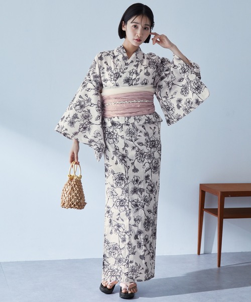 MONO-MART（モノマート）の「選べるアソート花柄 浴衣 5点セット【浴衣＋兵児帯＋飾り帯+帯留め+下駄】（浴衣・レディース・アイボリー系2/アイボリー系3/アイボリー系1/ネイビー・FREE）」の19枚目の写真