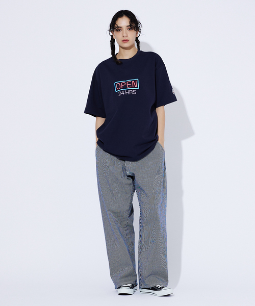 ABAHOUSE（アバハウス）の「【YOIDORE/ヨイドレ 】スーベニアTシャツ2/ 酒愛好家/ユニセックス（Tシャツ/カットソー・メンズ・グリーン/ホワイト系その他/ブラック系その他/ネイビー/ホワイト系その他2/ブラック系その他2・M/L）」の7枚目の写真