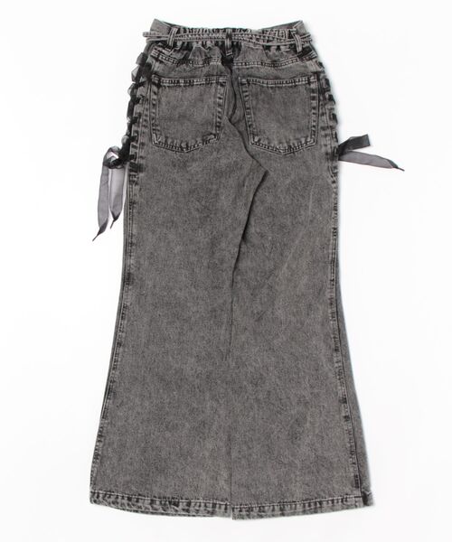 tocco closet（トッコ　クローゼット）の「【ZOZO限定】サイドレースアップシューレースソフトフレアーパンツ（デニムパンツ・レディース・ブルー/ブラック/サックスブルー・M）」の4枚目の写真