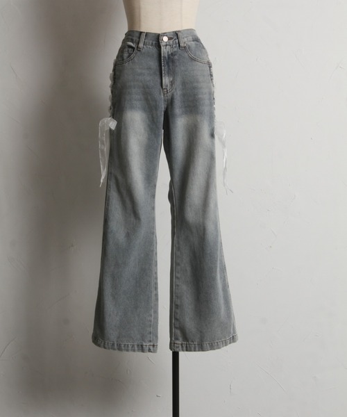 tocco closet（トッコ　クローゼット）の「【ZOZO限定】サイドレースアップシューレースソフトフレアーパンツ（デニムパンツ・レディース・ブルー/ブラック/サックスブルー・M）」の7枚目の写真