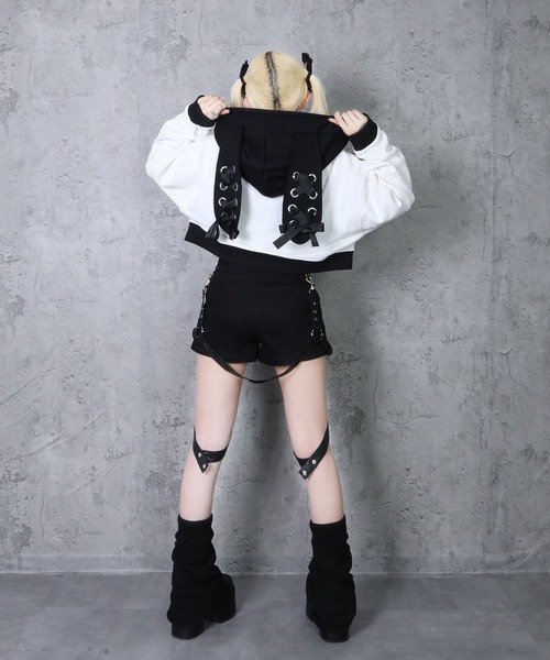 Amilige（アミリージュ）の「ウサ耳ショート丈パーカー（パーカー・レディース・ブラック/ホワイト・FREE）」の15枚目の写真