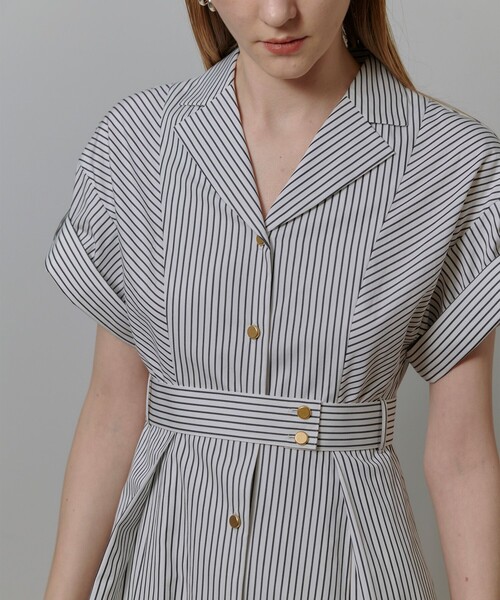 allureville(アルアバイル)の「ストライプドレス(シャツワンピース・レディース・ホワイト/ブルー・1/2)」の6枚目の写真