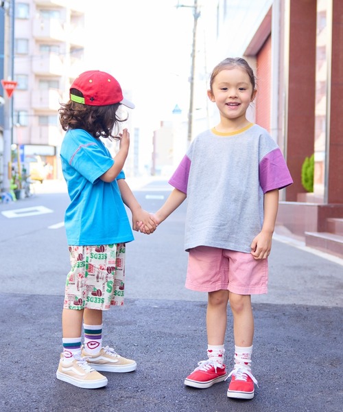 Life Support Products(ライフサポートプロダクツ)の「ステッチバイカラーTシャツ(Tシャツ/カットソー・キッズ・ブルー/チャコール/ホワイト系その他/ライトグリーン/イエロー/ピンク/オフホワイト/グレー・90/100/110/80/95/140/150/120/130)」の11枚目の写真
