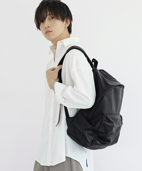 MinoriTY（マイノリティ）の「【MinoriTY select】PUレザーバッグパック リュック メンズ ウィメンズ ユニセックス（バックパック/リュック・メンズ・ブラック・FREE）」の8枚目の写真