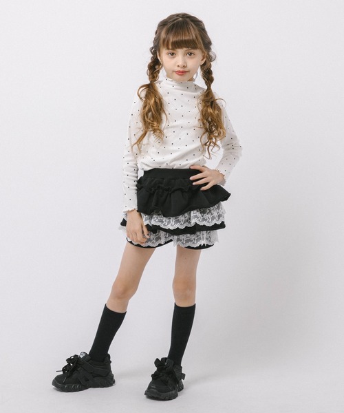 URBAN CHERRY（アーバンチェリー）の「ダブルリボンデザインボリュームソールダッドシューズ（スニーカー・キッズ・ホワイト/ブラック・17.5cm/18.0cm/19.0cm/19.5cm/20.0cm/20.5cm/21.0cm/22.0cm/22.5cm）」の12枚目の写真