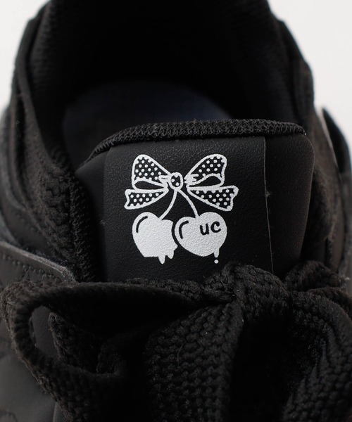 URBAN CHERRY（アーバンチェリー）の「ダブルリボンデザインボリュームソールダッドシューズ（スニーカー・キッズ・ホワイト/ブラック・17.5cm/18.0cm/19.0cm/19.5cm/20.0cm/20.5cm/21.0cm/22.0cm/22.5cm）」の8枚目の写真