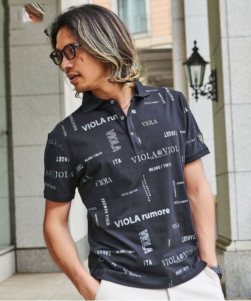VIOLA(ヴィオラ)の「『VIOLA rumore/ヴィオラ ルモーレ』総柄半袖ポロ(シャツ/ブラウス・メンズ・ブラック×ホワイト/ブラック/ホワイト・XL/L/M)」の1枚目の写真