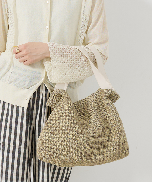 collex（コレックス）の「2WAYペーパーライクバッグ（ショルダーバッグ・レディース・ベージュ/ブラック・フリー）」の2枚目の写真