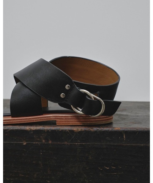 TODAYFUL（トゥデイフル）の「TODAYFUL Flat Belt Sandals 12511006（サンダル・レディース・ブラック・36/37/38）」の6枚目の写真