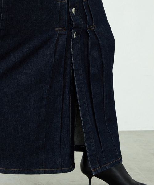 SOMETHING(サムシング)の「【GISELe 10月号掲載】atelier SOMETHING JACKET DETAIL SKIRT/アトリエサムシングロングデニムスカート(デニムスカート・レディース・ブルー/インディゴブルー・SMALL/MEDIUM)」の16枚目の写真