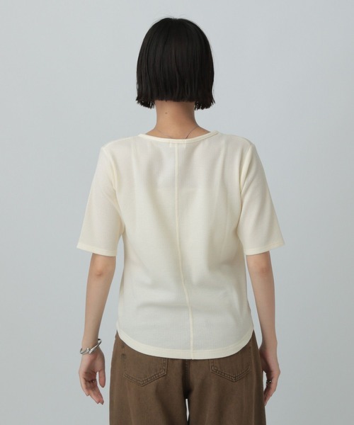 LOWRYS FARM（ローリーズファーム）の「ワッフルヘンリーＳＳ　583650（Tシャツ/カットソー・レディース・ブラウン/アイボリー/ブラック・FREE）」の10枚目の写真