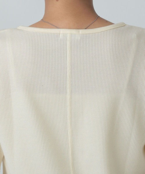 LOWRYS FARM（ローリーズファーム）の「ワッフルヘンリーＳＳ　583650（Tシャツ/カットソー・レディース・ブラウン/アイボリー/ブラック・FREE）」の11枚目の写真