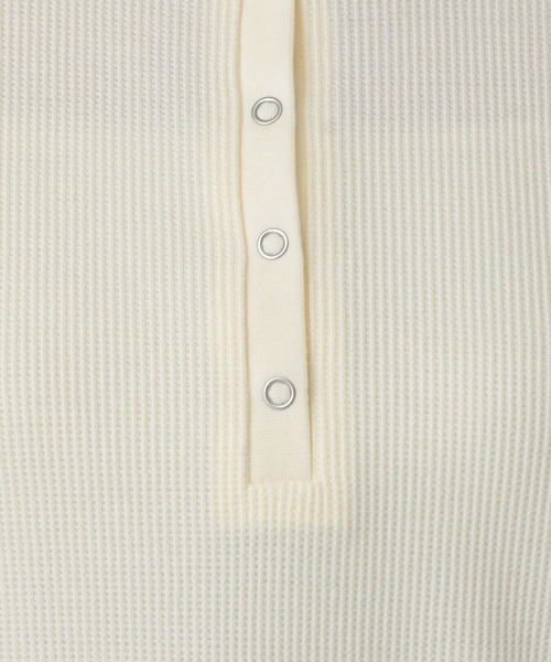 LOWRYS FARM（ローリーズファーム）の「ワッフルヘンリーＳＳ　583650（Tシャツ/カットソー・レディース・ブラウン/アイボリー/ブラック・FREE）」の7枚目の写真