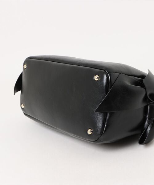 JILL STUART（ジルスチュアート）の「JILL STUART(ジル スチュアート)　ペコット　トート（トートバッグ・レディース・アイボリー/ブラック/キャメル・FREE）」の5枚目の写真