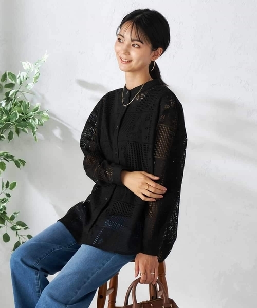 a.v.v(アーヴェヴェ)の「スクエアレースシャツ(シャツ/ブラウス・レディース・アイボリー/ブラック・39)」の15枚目の写真