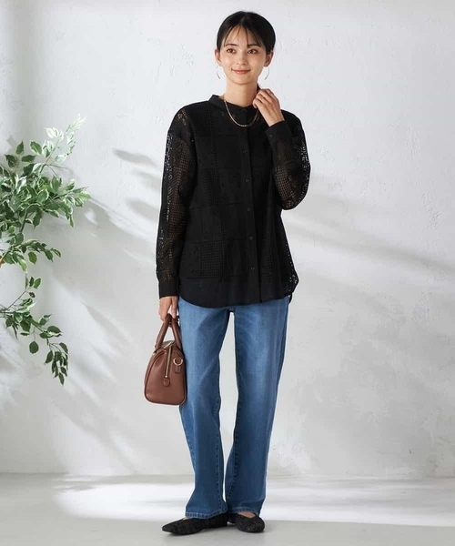 a.v.v(アーヴェヴェ)の「スクエアレースシャツ(シャツ/ブラウス・レディース・アイボリー/ブラック・39)」の18枚目の写真