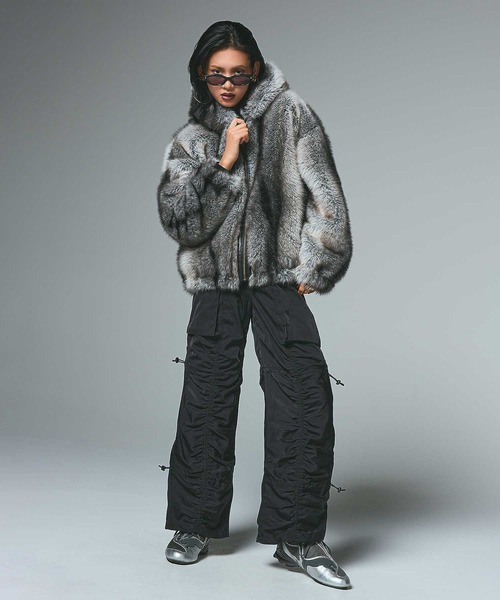 LOGO PATCHED FAUX FUR HOODED JACKET（ブルゾン）｜X-girl（エックス