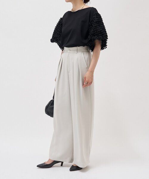 LIVETART（リヴェタート）の「バックサテンタックパンツ（その他パンツ・レディース・ライトベージュ/ブラック/ネイビー・0/1）」の12枚目の写真