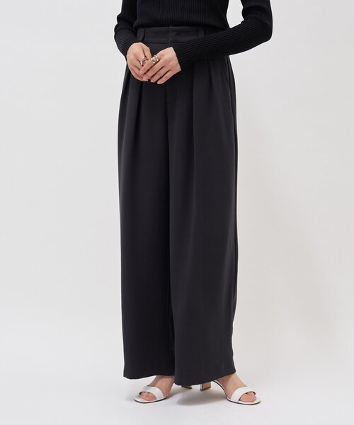 LIVETART（リヴェタート）の「バックサテンタックパンツ（その他パンツ・レディース・ライトベージュ/ブラック/ネイビー・0/1）」の18枚目の写真