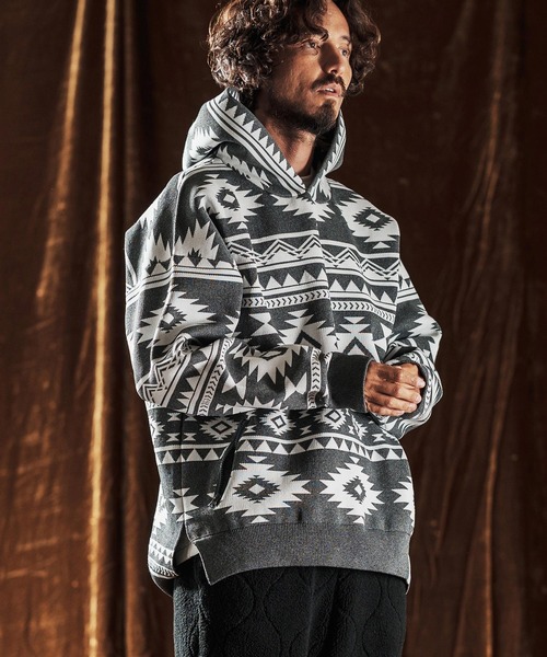 ANGENEHM(アンゲネーム)の「mpa3883-Native Pattern Hoodie -Airy Yarn Sweater- ニットフーディー(AG05-009acf)(パーカー・メンズ・ブラック/チャコール/ネイビー・M/S/L)」の9枚目の写真