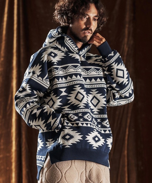 ANGENEHM(アンゲネーム)の「mpa3883-Native Pattern Hoodie -Airy Yarn Sweater- ニットフーディー(AG05-009acf)(パーカー・メンズ・ブラック/チャコール/ネイビー・M/S/L)」の15枚目の写真
