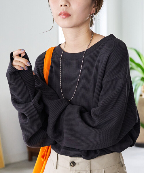 FREAK'S STORE（フリークスストア）の「限定展開　ワッフル クルーネック チュニック プルオーバー（Tシャツ/カットソー・レディース・オフホワイト/レッド/イエロー/ブルー/ブラック/ベージュ/グレー/オリーブ・ﾌﾘ-）」の3枚目の写真