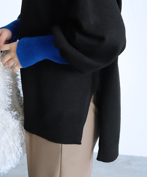 reca(レカ)の「モックネック配色ニット(ニット/セーター・レディース・モカ/グレー/ブラック・M)」の5枚目の写真