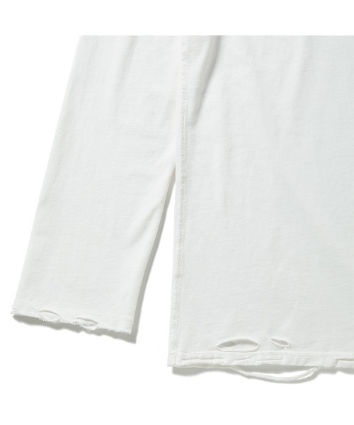 PERVERZE(パーバーズ)の「DISTRESS Regular Long Sleeve T-Shirt(Tシャツ/カットソー・レディース・ブラック/ホワイト・FREE)」の5枚目の写真