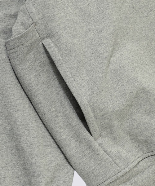 VANS(バンズ)の「HARAJUKU PUNK ハーフジップ スウェットシャツ / Half Zip Sweat Shirts Grey Hea VN000KF3GRH1(シャツ/ブラウス・メンズ・ブラック・LARGE)」の5枚目の写真