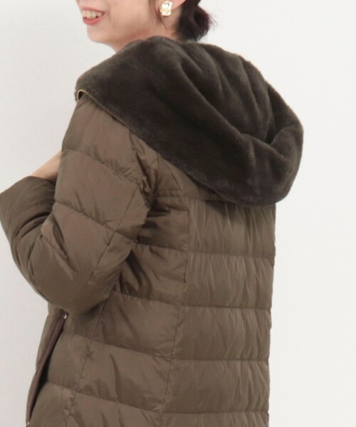 MICO COULIER（ミコクリエ）の「《撥水》高密度タフタ×フェイクファーロングコート（ダウンジャケット/コート・レディース・ブラウン/ブラック/チャコールグレー・38）」の16枚目の写真