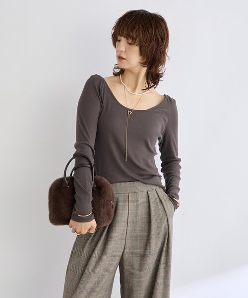 RIVE DROITE（リヴドロワ）の「【リバイバル/新色追加】バレリーナネックカットソー（Tシャツ/カットソー・レディース・オフホワイト/チャコールグレー・FREE）」の15枚目の写真