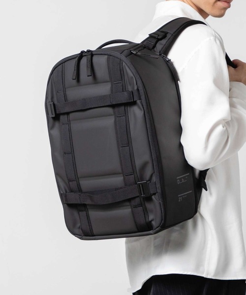 Db(ディービー)の「Db JOURNY Ramverk Backpack 21L ディービージャーニー ランマク バックパック 21L(バックパック/リュック・メンズ・ブラック/チャコール・FREE)」の2枚目の写真
