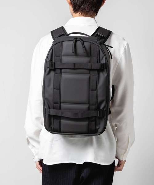 Db(ディービー)の「Db JOURNY Ramverk Backpack 21L ディービージャーニー ランマク バックパック 21L(バックパック/リュック・メンズ・ブラック/チャコール・FREE)」の13枚目の写真