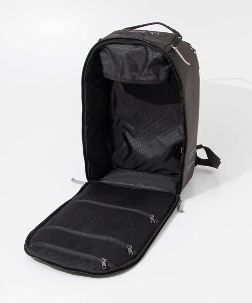 Db(ディービー)の「Db JOURNY Ramverk Backpack 21L ディービージャーニー ランマク バックパック 21L(バックパック/リュック・メンズ・ブラック/チャコール・FREE)」の5枚目の写真