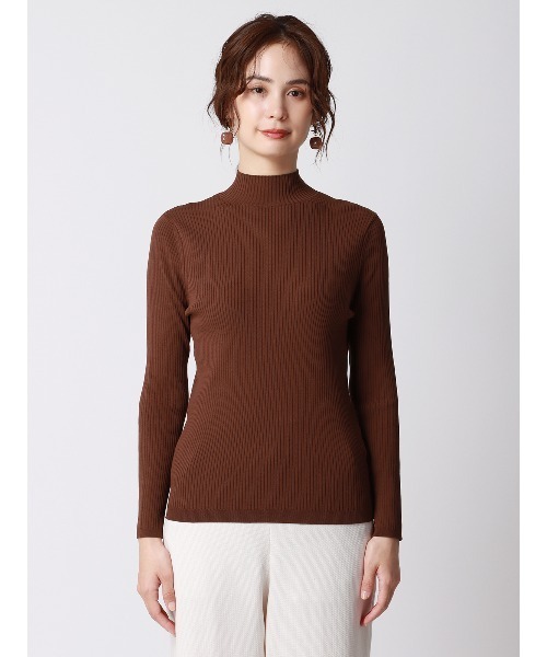 SUIT SQUARE（スーツスクエア）の「ハイネックリブニット 長袖 ハンドウォッシュ ドライレーヨン 無地（ニット/セーター・レディース・ブラック系/グリーン系/ベージュ系/ブラウン系・38(9号)）」の16枚目の写真