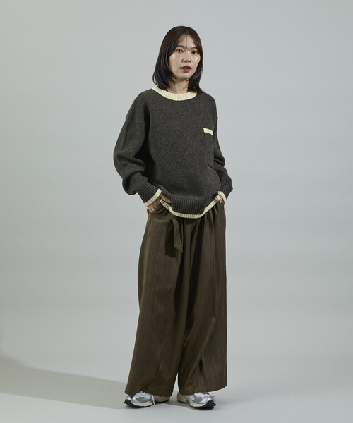 FREAK'S STORE(フリークスストア)の「配色 ポケット付きニット/ビッグシルエットニット(ニット/セーター・レディース・チャコールグレー/オフホワイト/ブラウン/ピンク・フリ-)」の14枚目の写真