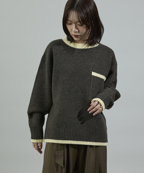 FREAK'S STORE(フリークスストア)の「配色 ポケット付きニット/ビッグシルエットニット(ニット/セーター・レディース・チャコールグレー/オフホワイト/ブラウン/ピンク・フリ-)」の5枚目の写真