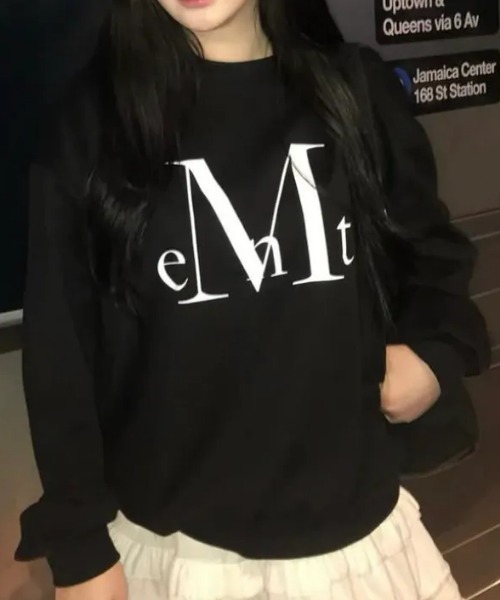 MUCENT（ムセント）の「◇MUCENT◇ブランド直輸入正規品/MUCENT ビッグロゴ ルーズフィット MTM BIG LOGO LOOSE FIT MTM（スウェット・レディース・ブラック/レッド/グレー・L/M）」の5枚目の写真